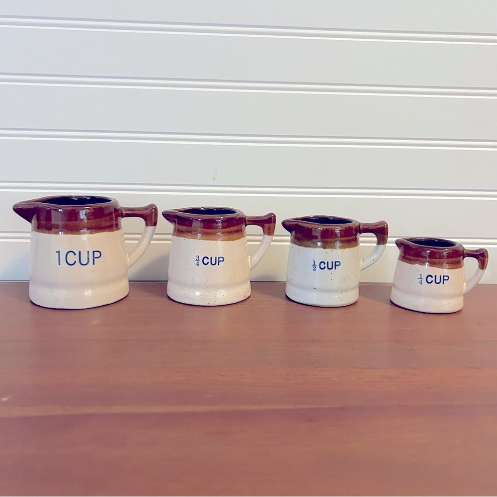 Vintage Brittany Cook N’ Serve Stoneware Measuring Cup Set of 4